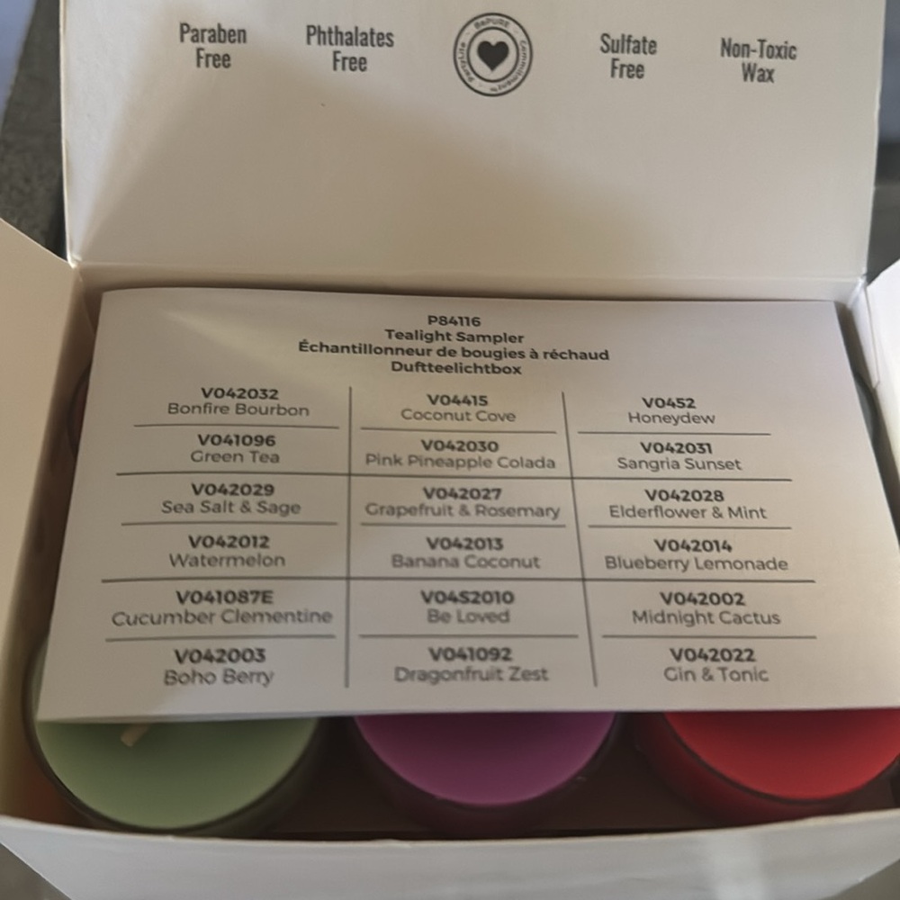 PartyLite MiniScents Cream Box 18 piece set of tea light - Picture 5 of 6